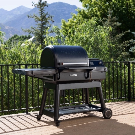 Ironwood - Traeger pellet grill